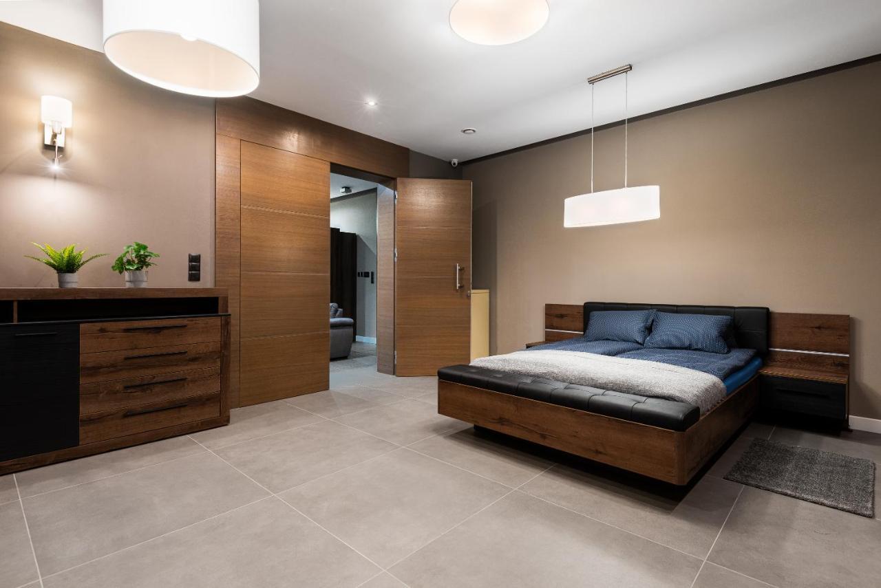 Apartament Platynowy - Centrum Gliwic Z Parkingiem Gliwice Eksteriør billede